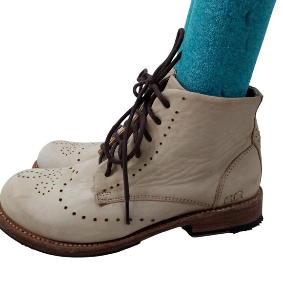 Bed Stu Benchmade Chelsea Lace Up Ankle Boots Size 8 Leather Beige Brogue Combat - Picture 4 of 16